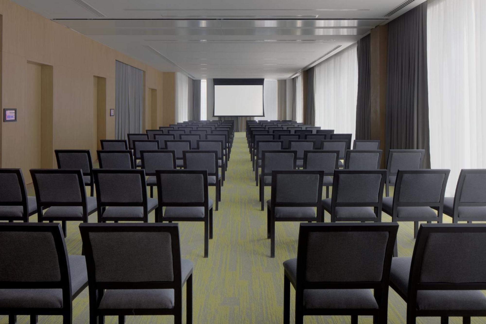 Holiday Inn Dubai Business Bay By Ihg Exterior foto