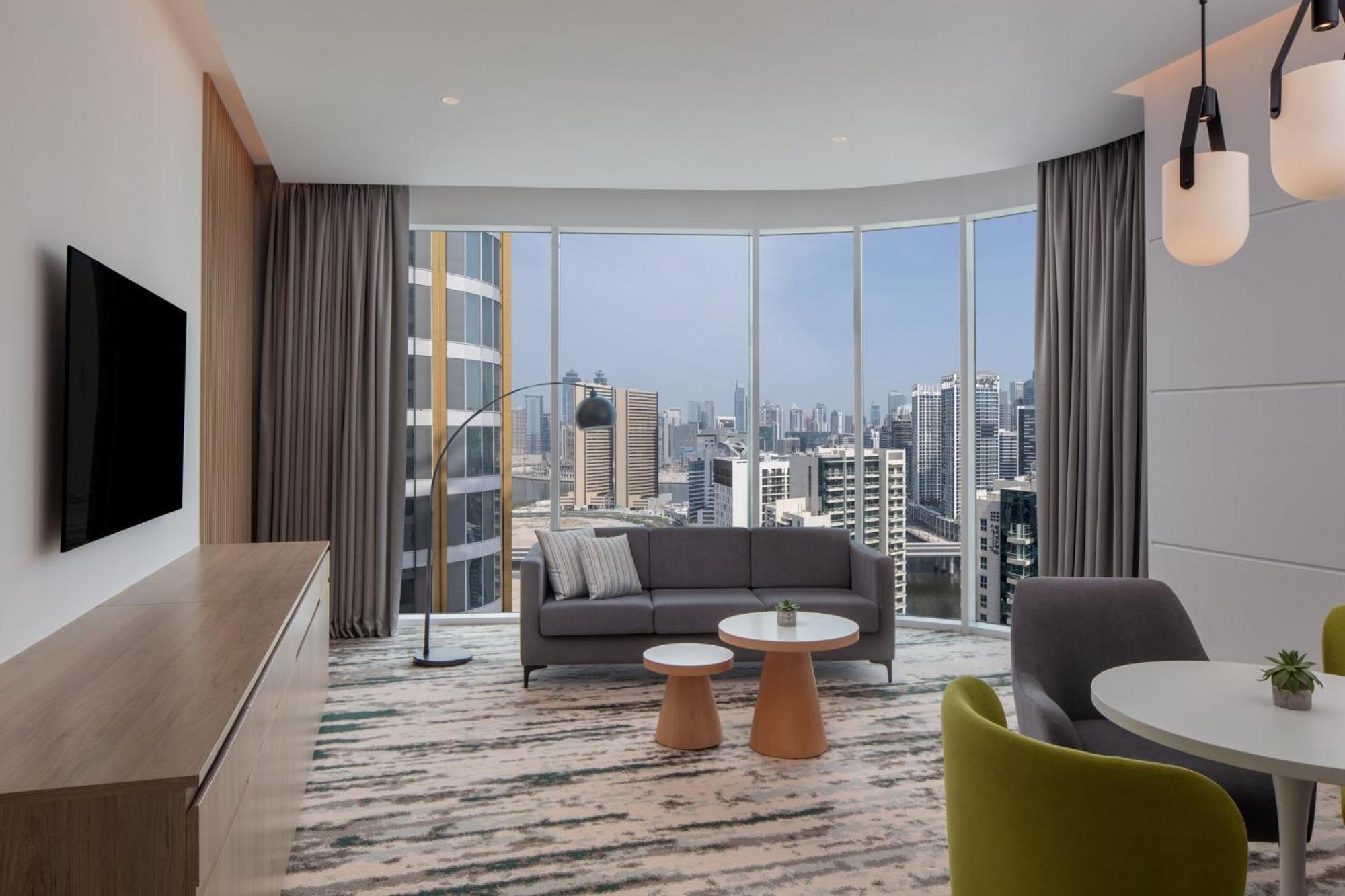 Holiday Inn Dubai Business Bay By Ihg Exterior foto